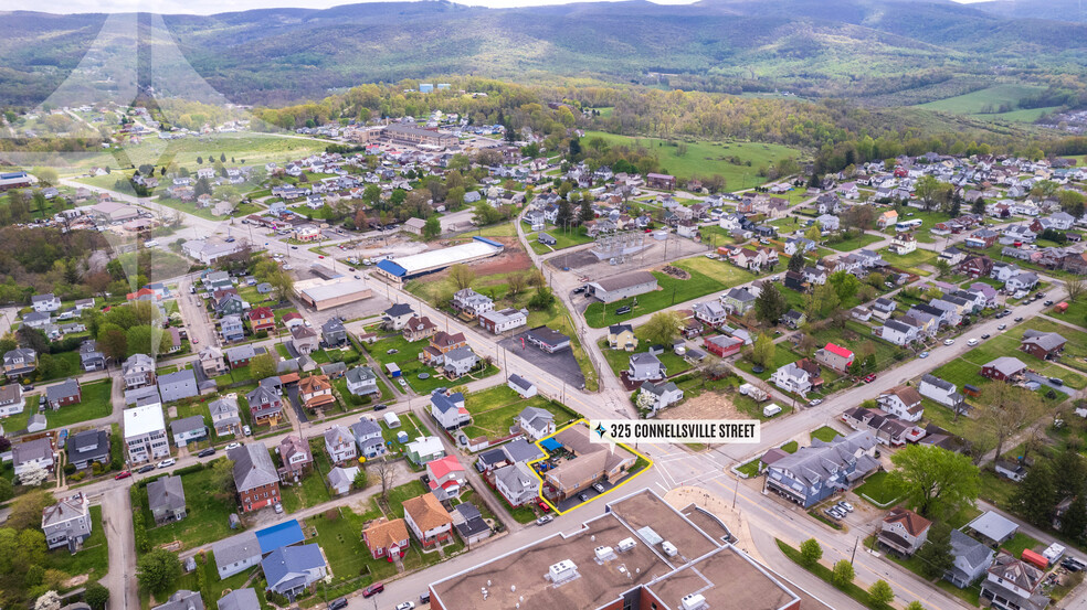 325 Connellsville St, Uniontown, PA en venta - Foto del edificio - Imagen 3 de 36