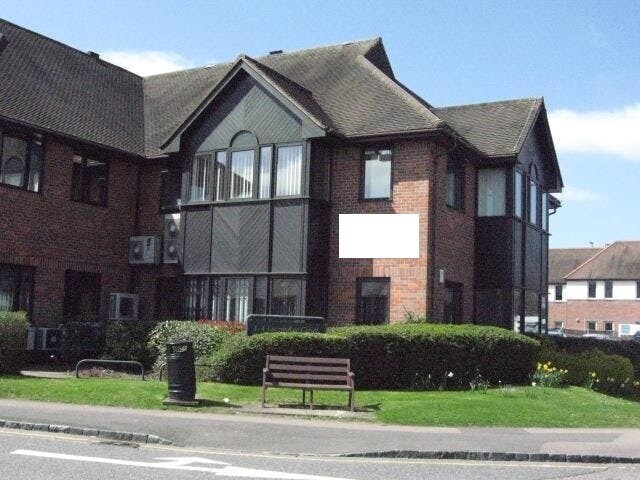 London Rd, Amersham en venta - Foto del edificio - Imagen 3 de 4