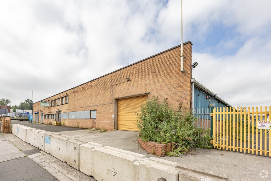 13-15 Emery Rd, Bristol en venta - Foto del edificio - Imagen 2 de 9