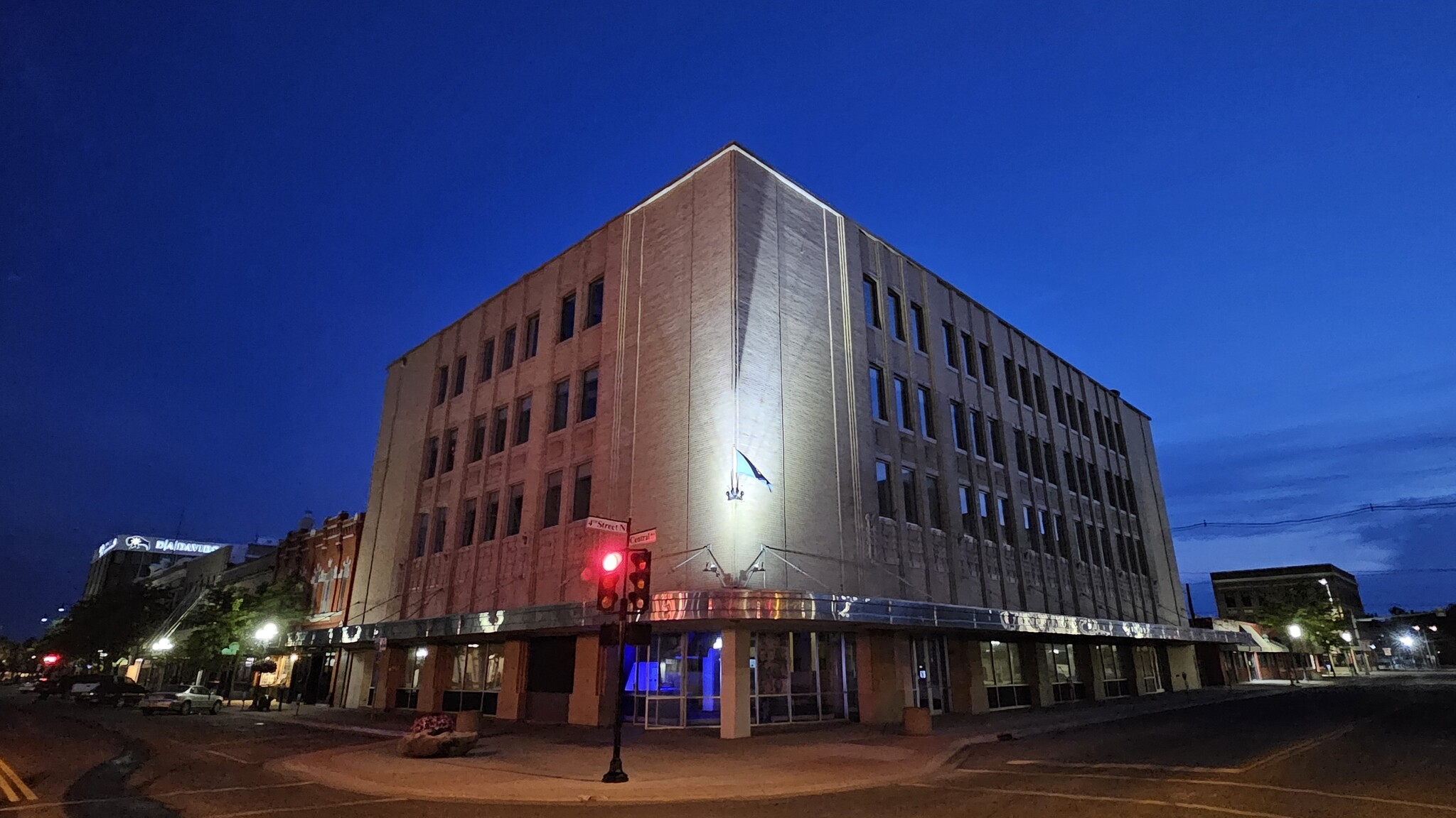 321 Central Ave, Great Falls, MT en alquiler Foto del edificio- Imagen 1 de 121