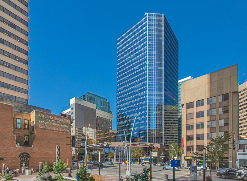 10060 Jasper Ave NW, Edmonton, AB en alquiler - Foto del edificio - Imagen 2 de 5