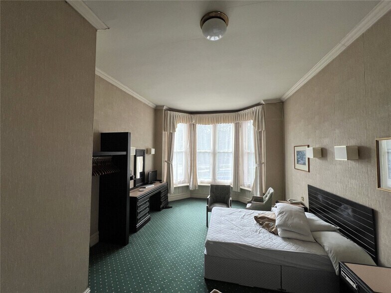 South Cres, Llandrindod Wells en venta - Foto principal - Imagen 1 de 9