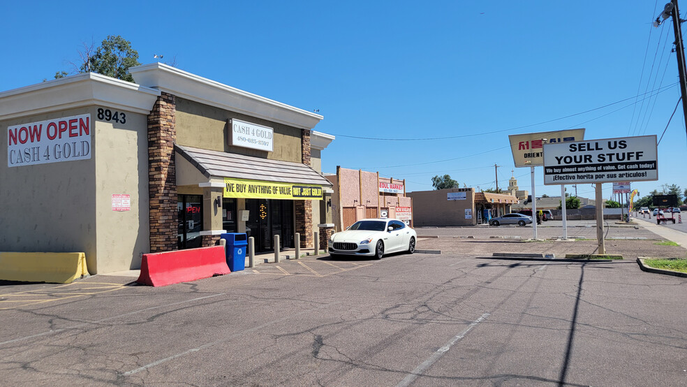 8943 N 43rd Ave, Phoenix, AZ en alquiler - Foto del edificio - Imagen 2 de 3