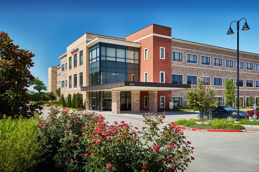 4370 Medical Arts Dr, Flower Mound, TX en alquiler - Foto del edificio - Imagen 3 de 20