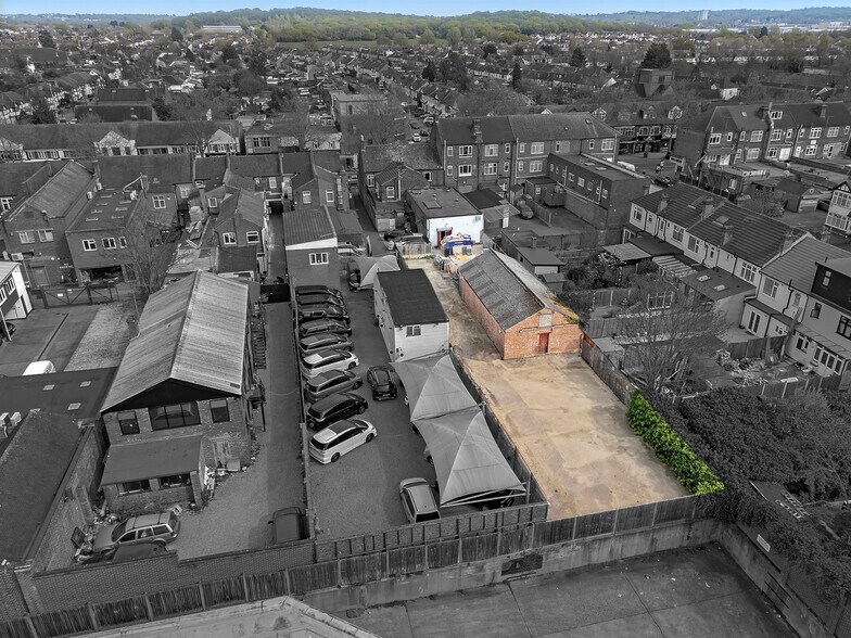 249A Chingford Mount Rd, London en venta - Foto del edificio - Imagen 3 de 5