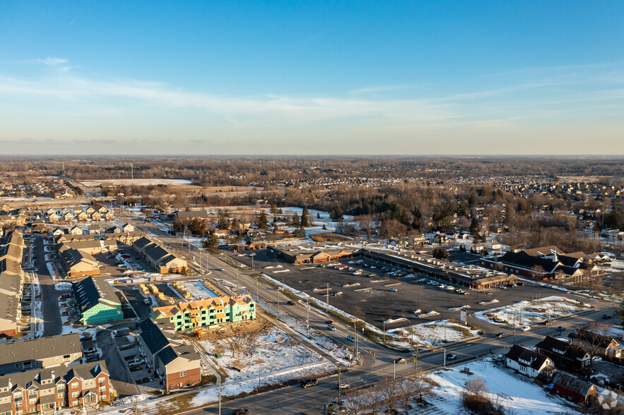 58956 Van Dyke Rd, Washington, MI en alquiler - Vista aérea - Imagen 2 de 5