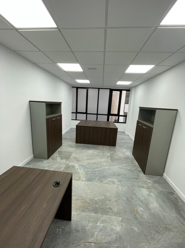 Más detalles de Oficina en alquiler