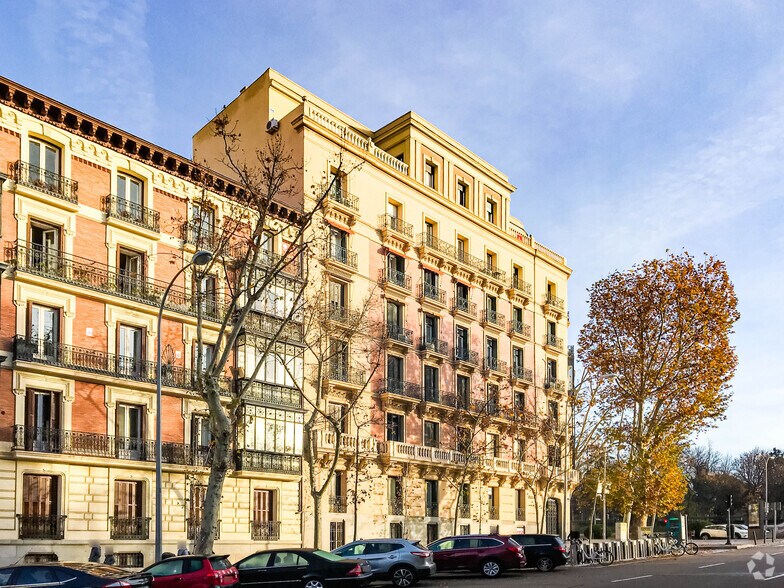 Calle de Alfonso XII, 20, Madrid, Madrid en alquiler - Foto del edificio - Imagen 2 de 14