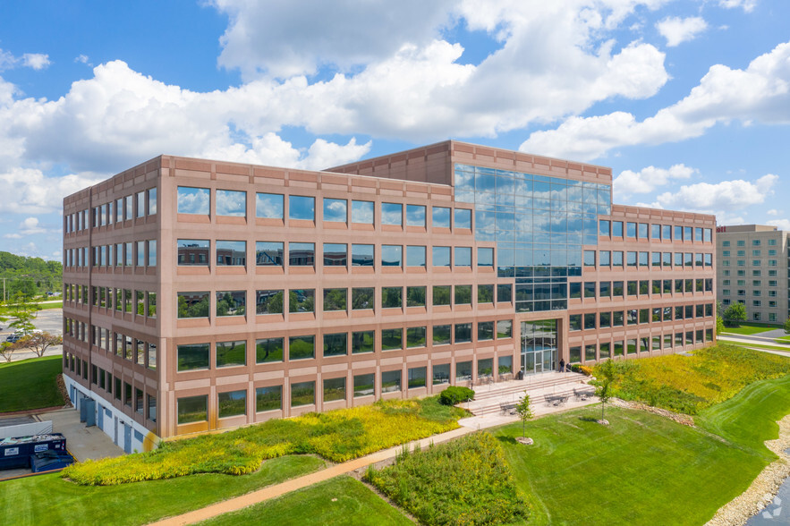 1333 Burr Ridge Pky, Burr Ridge, IL en alquiler - Foto del edificio - Imagen 1 de 14