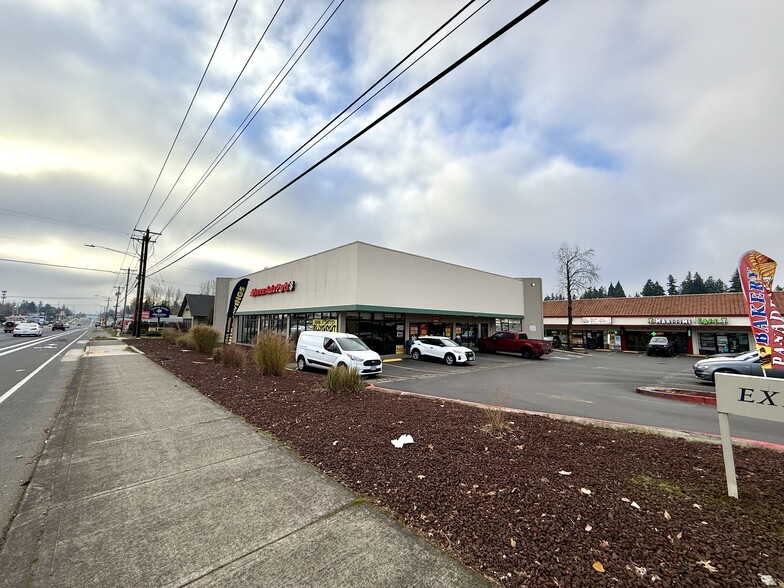 17401 SE McLoughlin Blvd, Milwaukie, OR en alquiler - Foto del edificio - Imagen 2 de 10