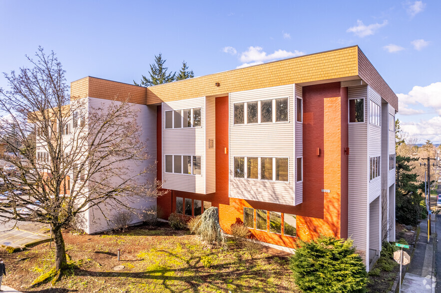 8383 NE Sandy Blvd, Portland, OR en alquiler - Foto del edificio - Imagen 2 de 11