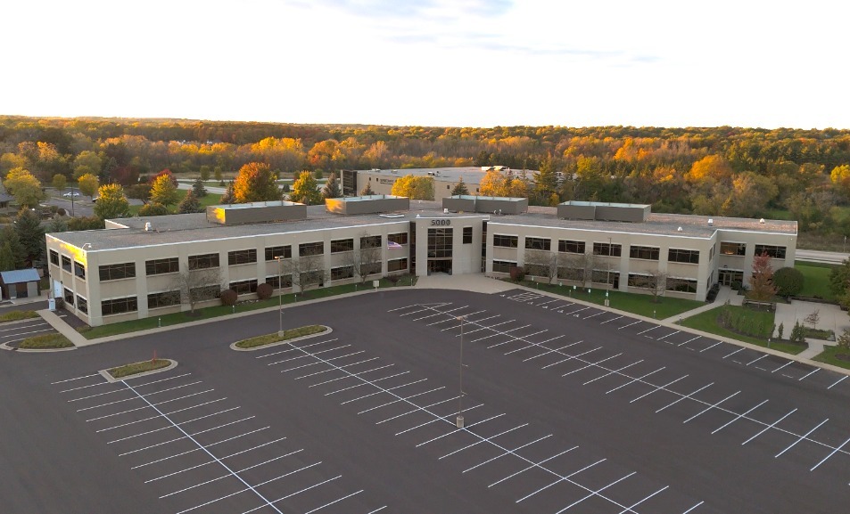 5000 S Towne Dr, New Berlin, WI en alquiler - Foto del edificio - Imagen 1 de 31