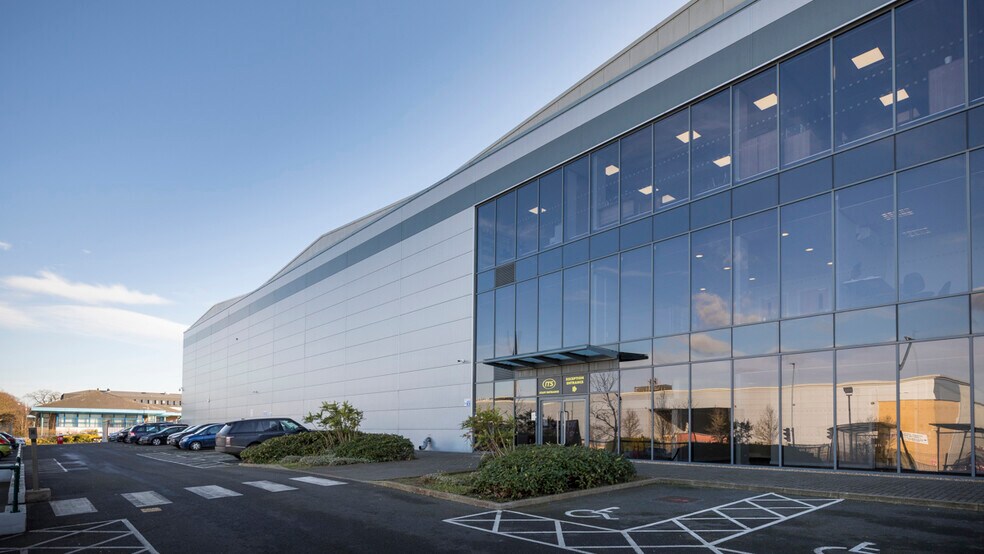 1 Edinburgh Way, Harlow en alquiler - Foto del edificio - Imagen 3 de 4