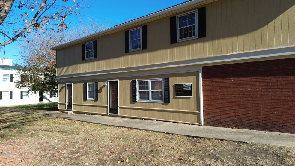 41610 Courthouse Dr, Leonardtown, MD en alquiler - Foto del edificio - Imagen 1 de 2