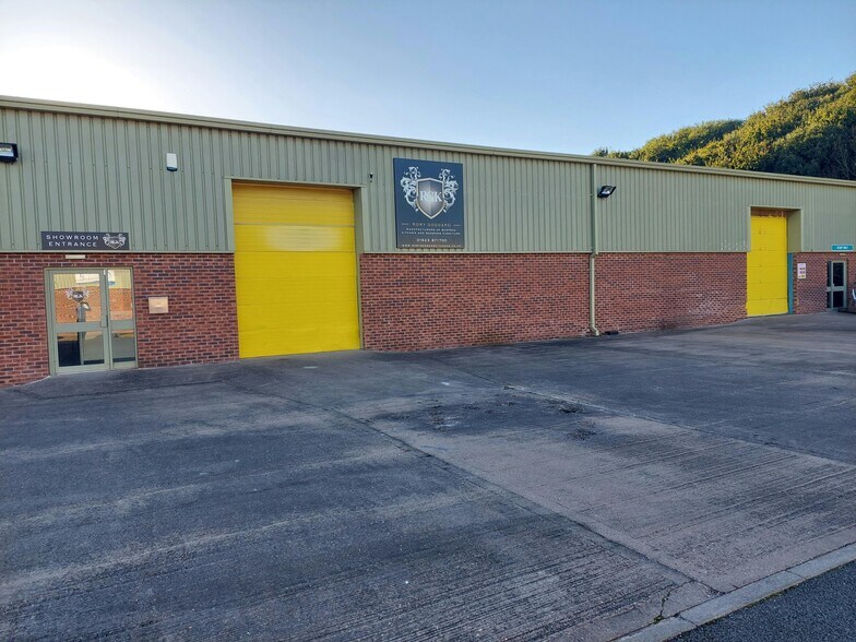 Eakring Rd, Bilsthorpe en alquiler - Foto del edificio - Imagen 2 de 23