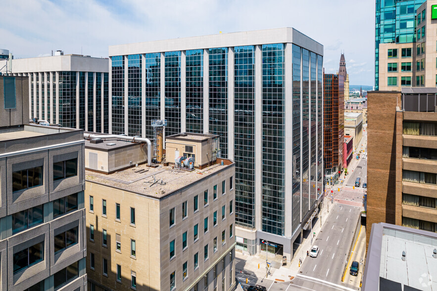 50 O'Connor St & 99 Bank St, Ottawa, ON en alquiler - Foto del edificio - Imagen 1 de 18