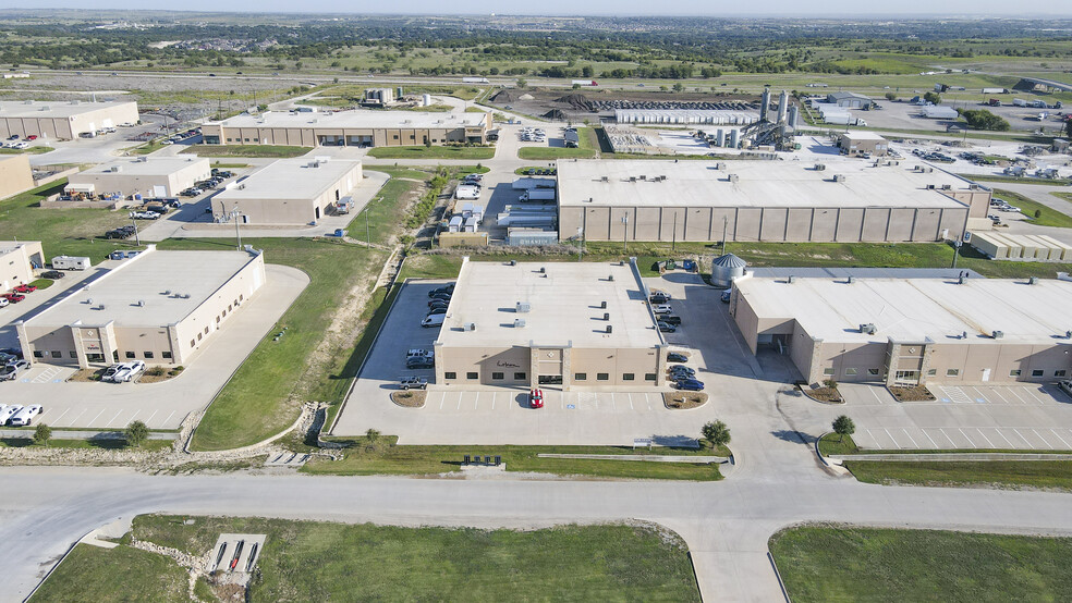 1305 Ranchers Legacy Trl, Fort Worth, TX en alquiler - Foto del edificio - Imagen 3 de 7