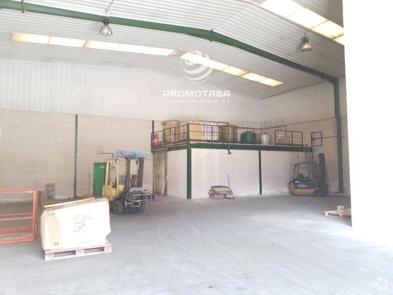 Nave en Rivas-Vaciamadrid, Madrid en alquiler - Foto del edificio - Imagen 3 de 9