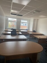 185 Fleet Rd, Fleet en venta Foto del interior- Imagen 2 de 3