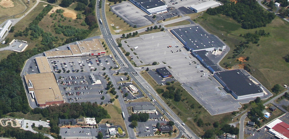 103-850 Statler Blvd, Staunton, VA en alquiler - Vista aérea - Imagen 2 de 7