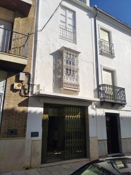 Edificio residencial en Estepa, Sevilla en venta - Foto principal - Imagen 2 de 9