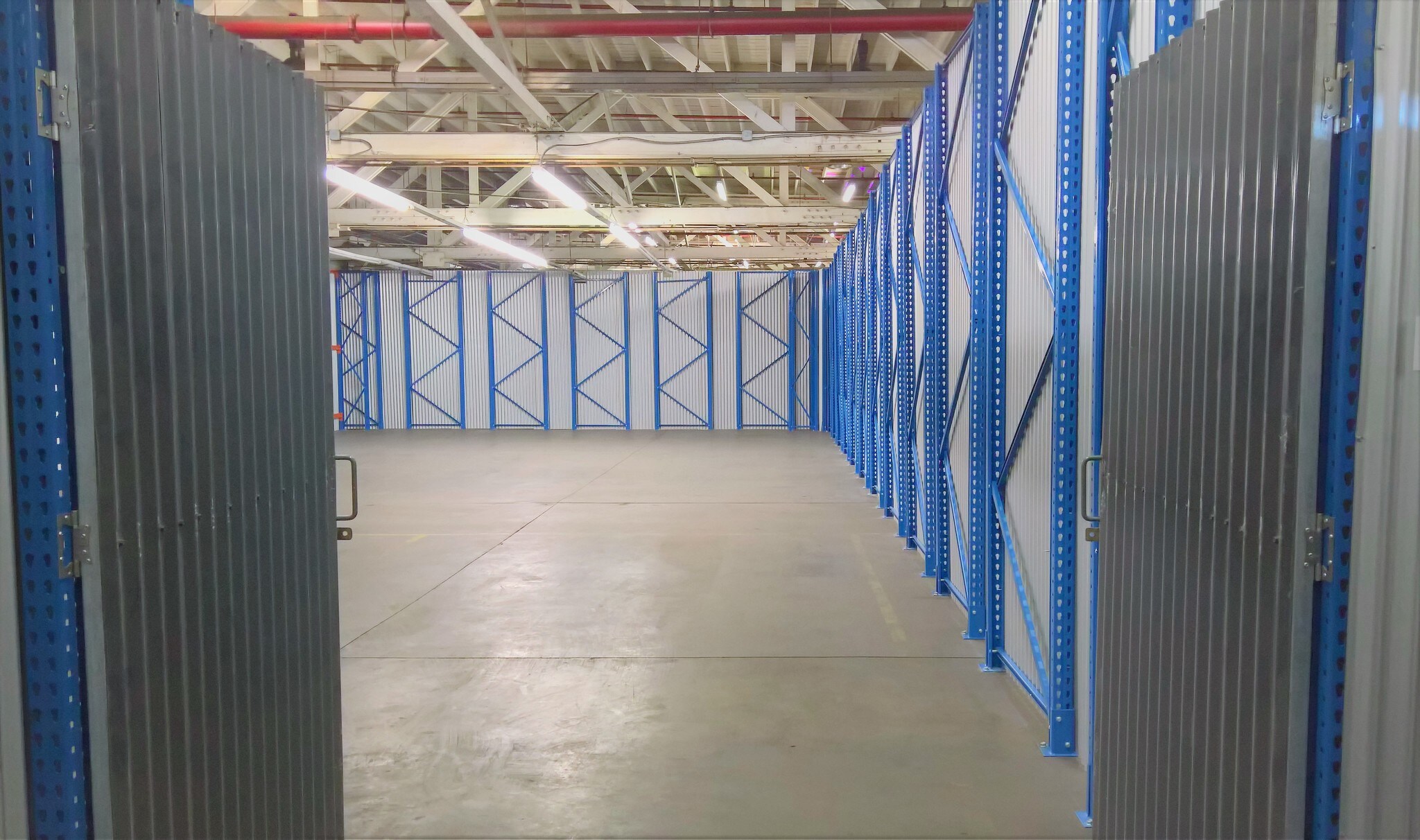 1919 Vineburn Ave, Los Angeles, CA en alquiler Foto del edificio- Imagen 1 de 23