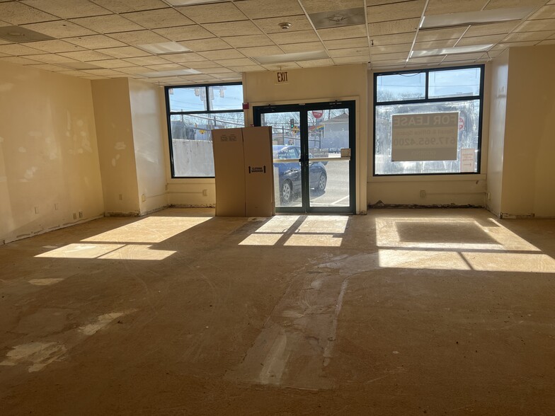 1005 Boylston St, Newton, MA en alquiler - Foto del interior - Imagen 3 de 16