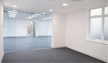 15-17 Grosvenor Gdns, London en alquiler Foto del interior- Imagen 2 de 4