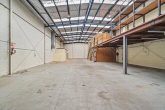 10 Eskay Rd, Oakleigh South en alquiler Foto del interior- Imagen 1 de 3