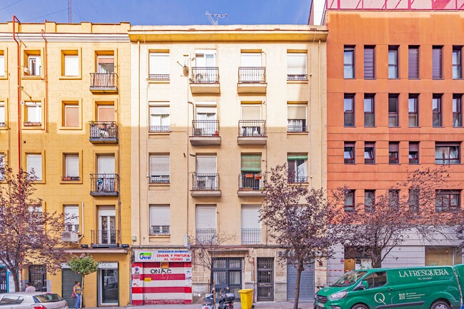 Más detalles de Calle de Ponzano, 83, Madrid - Edificio residencial​ en venta