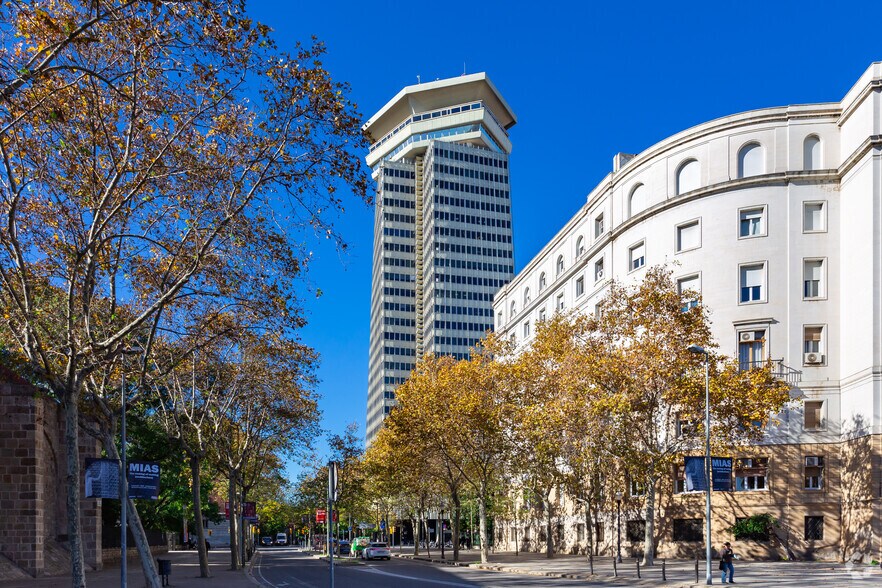 Oficina en Barcelona, Barcelona en venta - Foto del edificio - Imagen 1 de 3