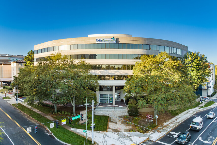 160 Clairemont Ave, Decatur, GA en alquiler - Foto del edificio - Imagen 1 de 14