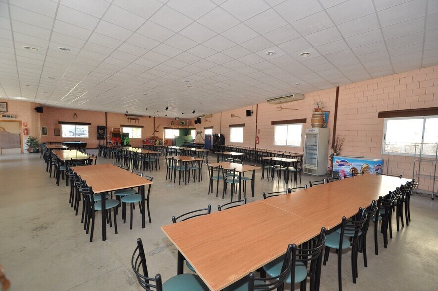 Local en Abanilla en venta - Foto del edificio - Imagen 2 de 50