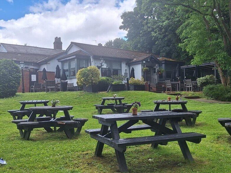 Chelford Rd, Macclesfield en venta - Foto del edificio - Imagen 2 de 10