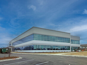 4300 W Layton Ave, Greenfield, WI en alquiler Foto del edificio- Imagen 2 de 3