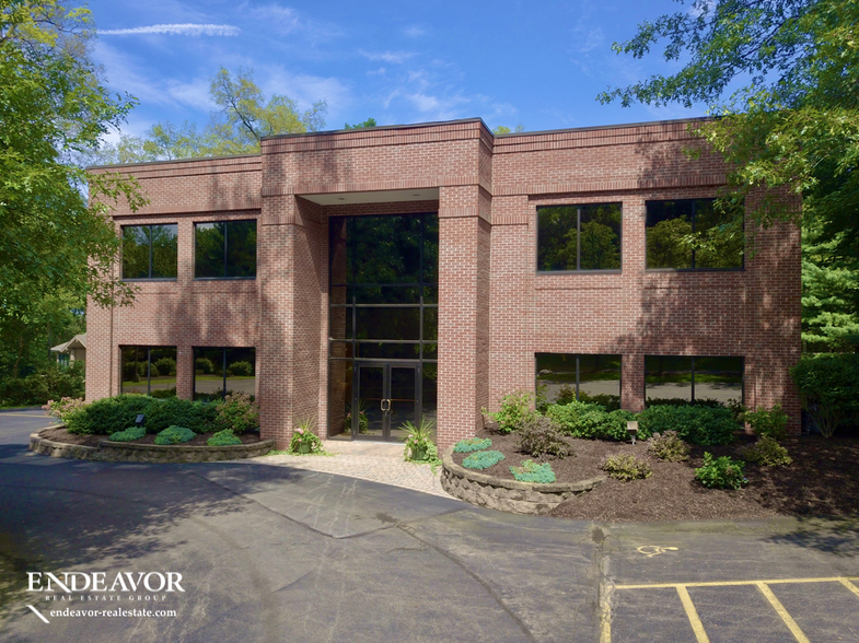 160 Linden Oaks, Rochester, NY en alquiler - Foto del edificio - Imagen 1 de 3