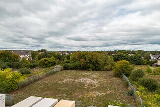 Más detalles de 5977 Hazeldean Rd, Ottawa, ON - Terreno en alquiler