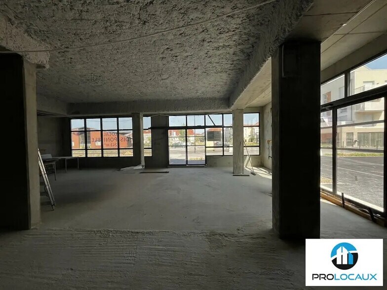 Local en Venette en venta - Foto del edificio - Imagen 3 de 6