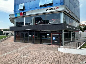 Más detalles de 120 Avenue Eugène Donadei, Saint-Laurent-du-Var - Local en alquiler