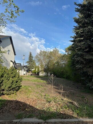 Más detalles de 10510 131 St NW, Edmonton, AB - Terreno en venta