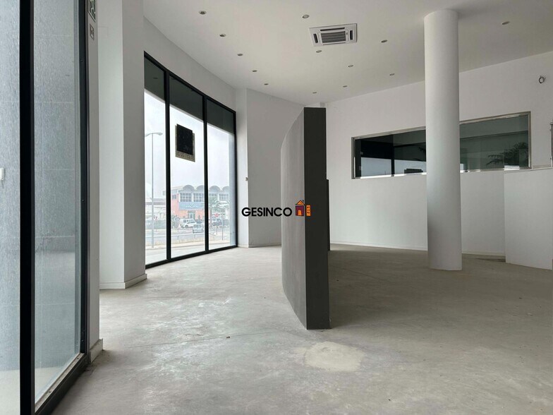 Local en Ontinyent en venta - Foto del edificio - Imagen 3 de 18