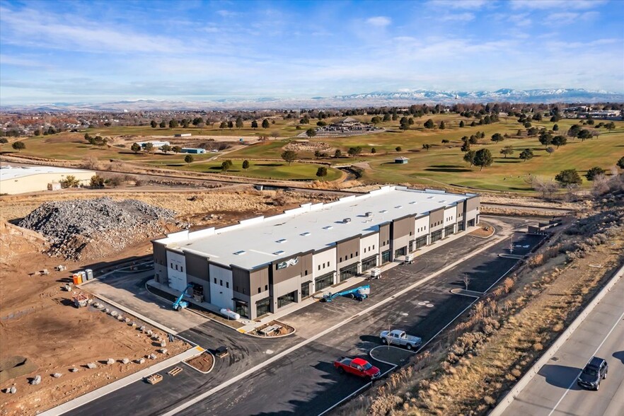 2200 E Chisholm Dr, Nampa, ID en alquiler - Foto del edificio - Imagen 1 de 13