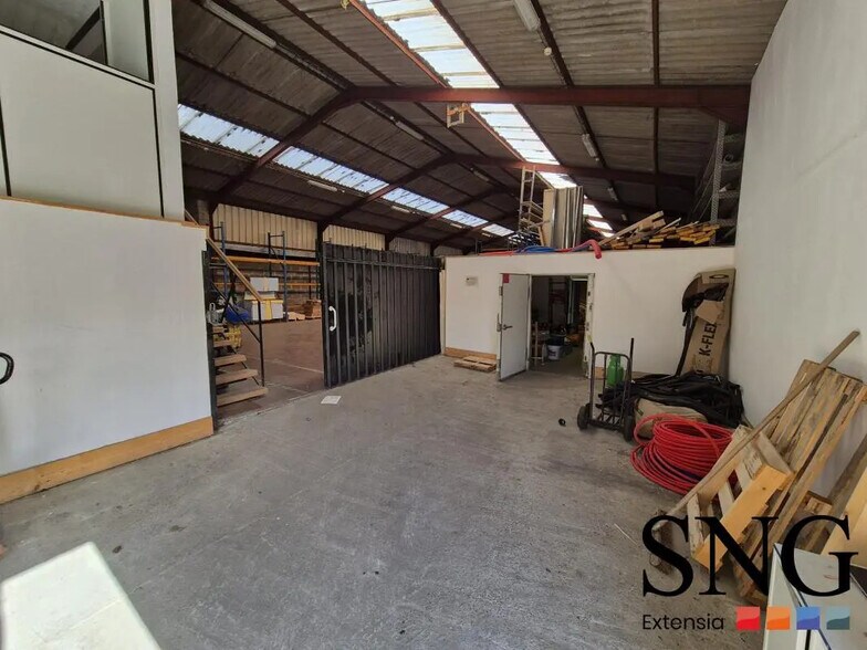 Zone Industrielle Louis Delaporte, Rouxmesnil-Bouteilles en venta - Foto del interior - Imagen 3 de 10