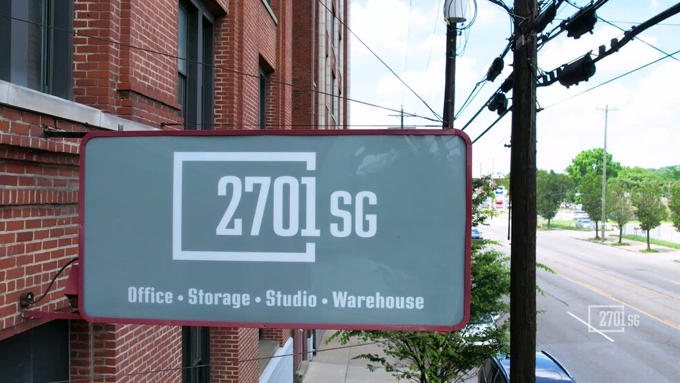 2701 Spring Grove Ave, Cincinnati, OH en alquiler - Vídeo de anuncio comercial - Imagen 2 de 21