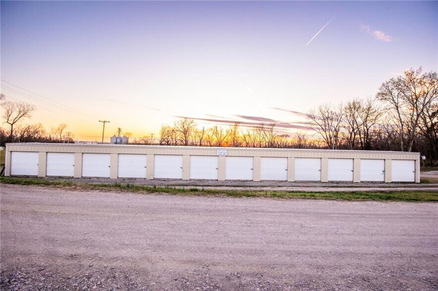 314 10th st, Mound City, KS en venta - Foto del edificio - Imagen 2 de 4