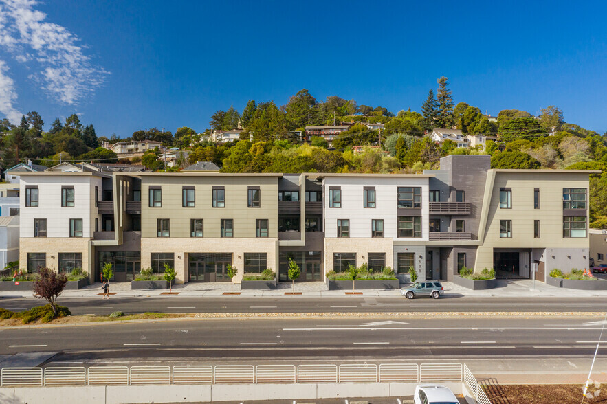 600 El Camino Real, Belmont, CA en alquiler - Foto del edificio - Imagen 2 de 4