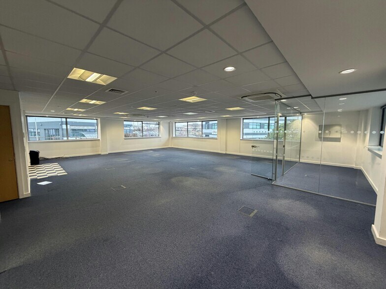 37 Greenham Business Park, Thatcham en alquiler - Foto del edificio - Imagen 2 de 5
