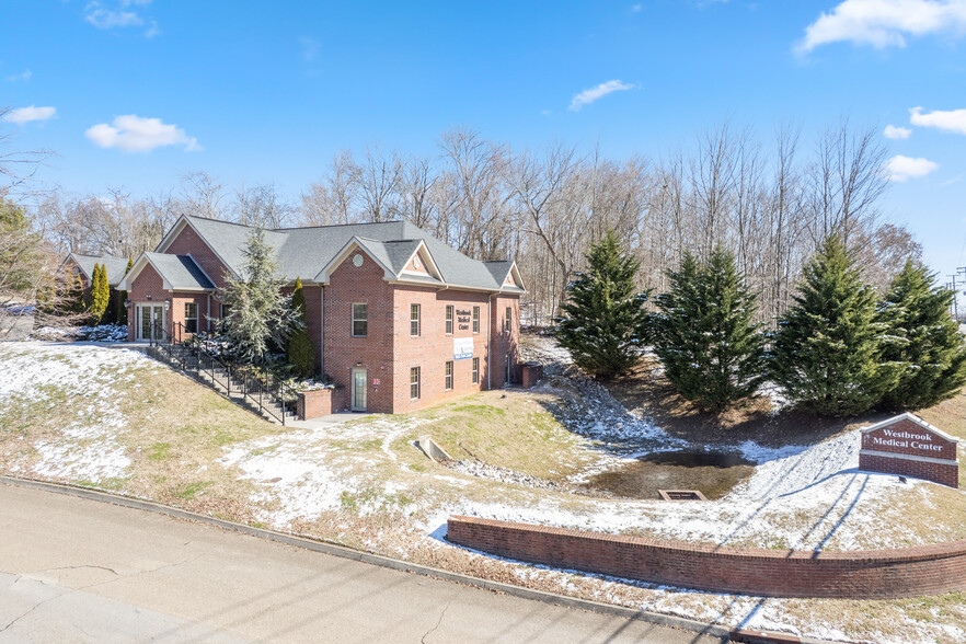 930 Adell Ree Park Ln, Knoxville, TN en venta - Foto del edificio - Imagen 3 de 22