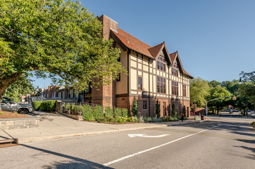 51-53 Glen St, Glen Cove, NY en alquiler - Foto del edificio - Imagen 3 de 15