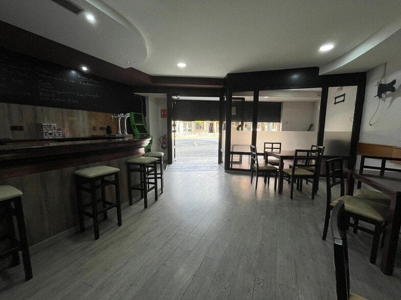 Local en Fene, La Coruna en venta - Foto del interior - Imagen 3 de 21